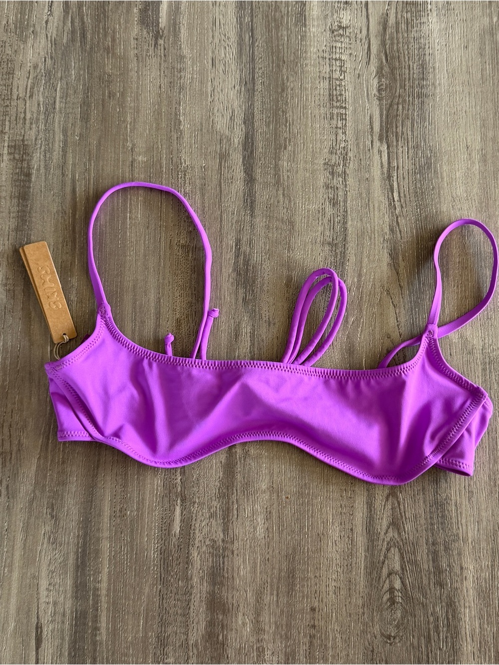 New Skims bikini top L